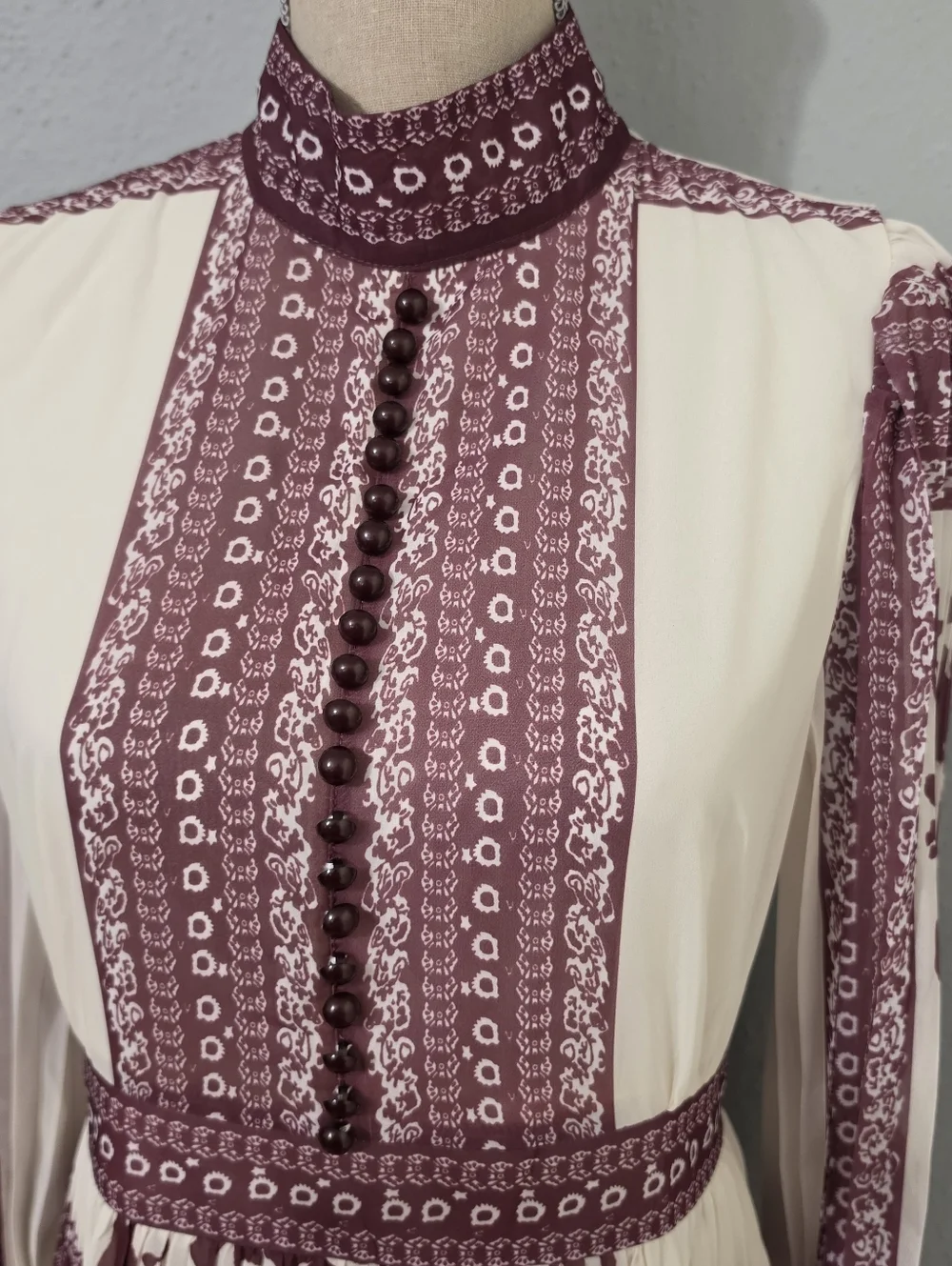 Sunfere Melvina Floral Print Pleated Maxi Dress NWT Size Large - Picture 3 of 16